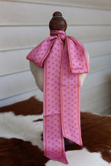 The Pink Horseshoe Twilly